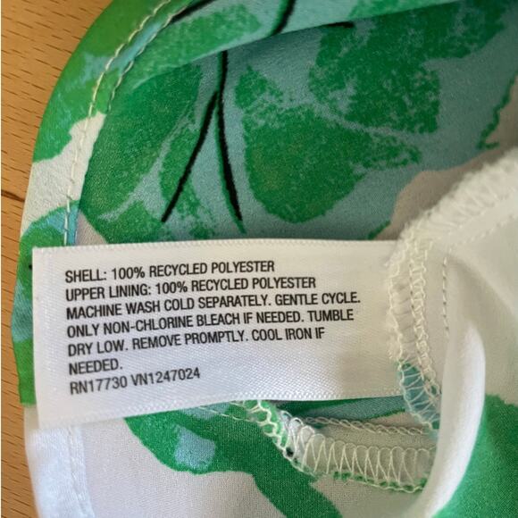 Diane von Furstenberg DVF Target Slip Dress in Geranium Leaf Satin Size Small - Picture 5 of 8